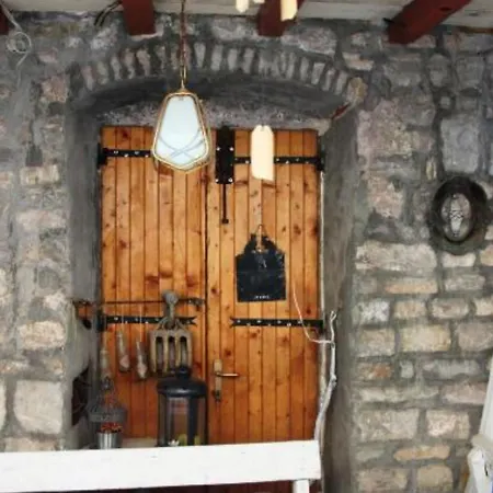 Quaint & Affordable In Traditional Stone House